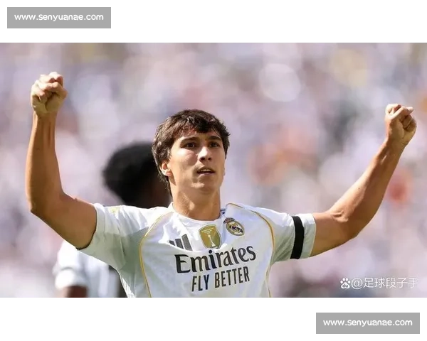 穆尼奥斯:师从皇马传奇,阿隆索点燃青春风暴