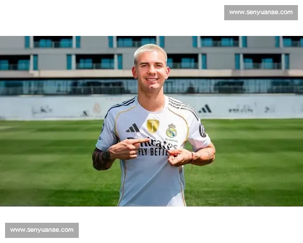 德米凯利斯神预言成真！马斯坦托诺 6320 万欧加盟皇马，17 岁天才开启伯纳乌之旅